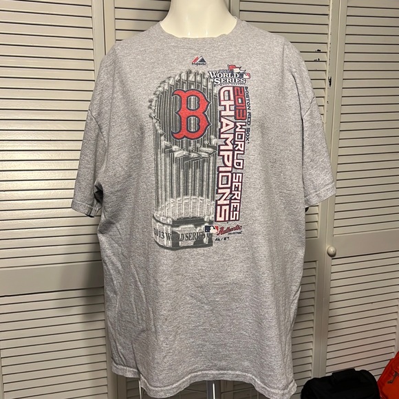 Boston Red Sox’s World Series T-Shirt from 2013 Size XL Color Grey - Picture 1 of 5